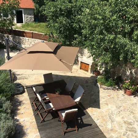 Holiday Home Cvita Lozovac Exterior photo